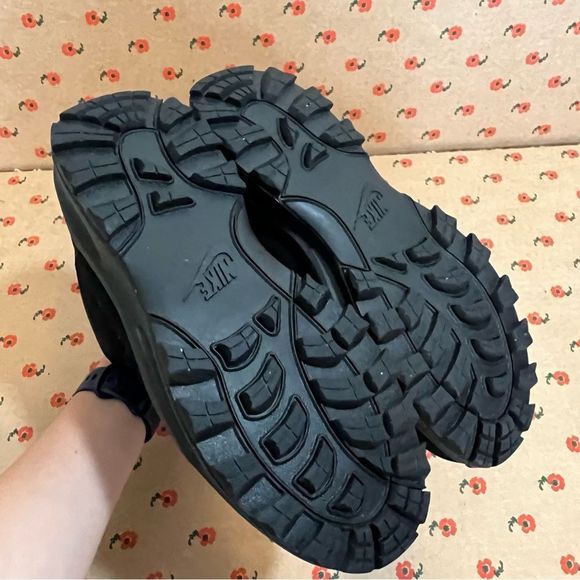 Nike Manoadome Men's Boot Hiking Trail Sneaker Shoe Limited Black 844358-003 8 - Picture 6 of 9